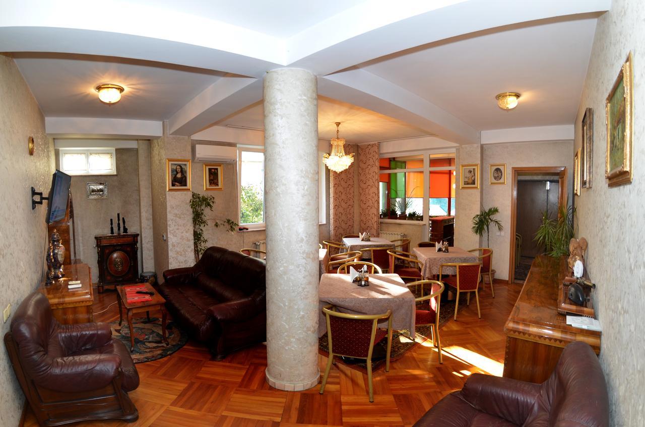 Vila A&B Bucharest Exterior photo